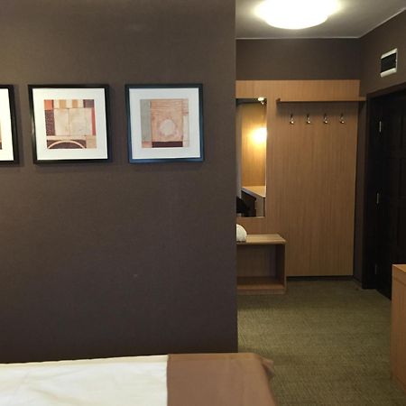 Royal Boutique Hotel Poiana Brasov Esterno foto