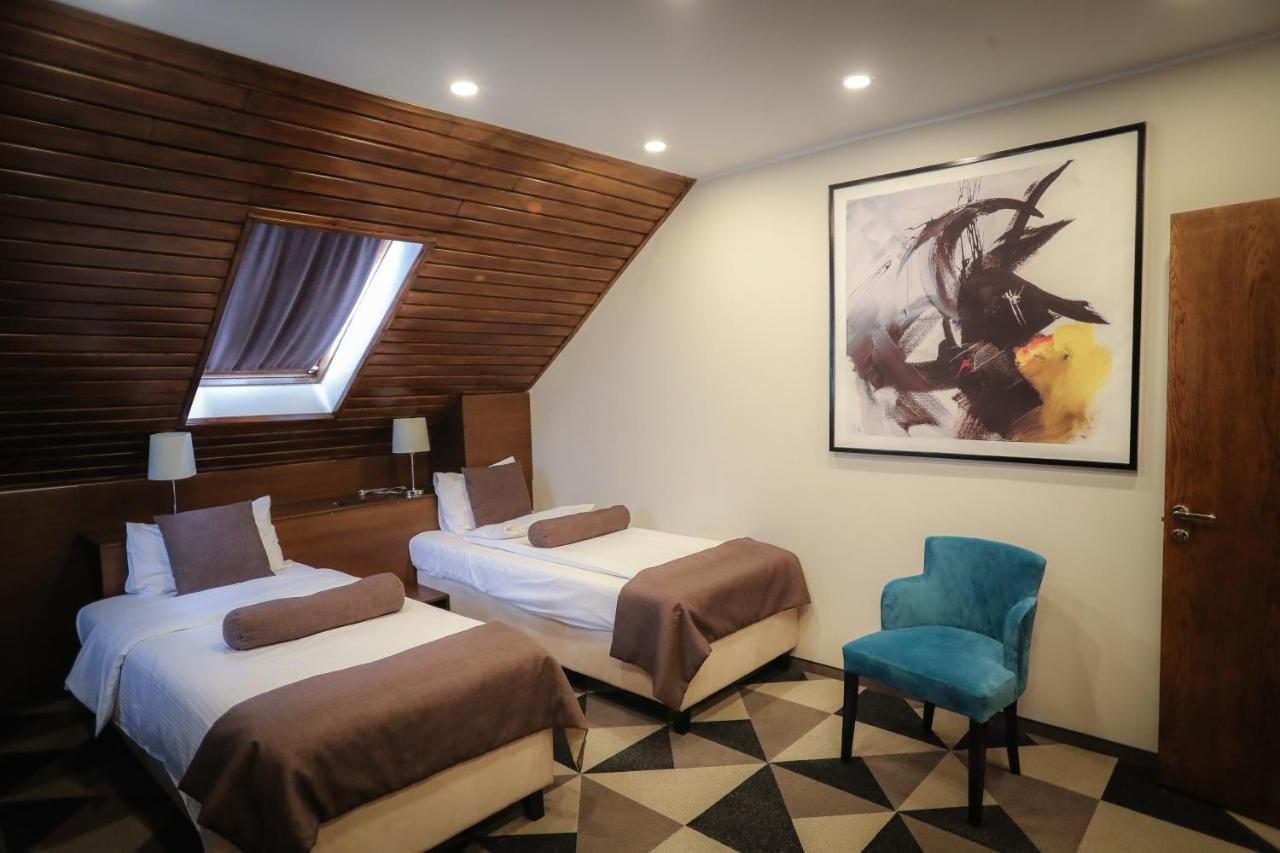 Royal Boutique Hotel Poiana Brasov Esterno foto
