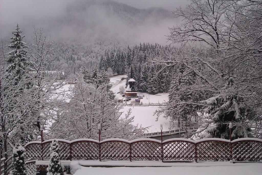 Royal Boutique Hotel Poiana Brasov Esterno foto