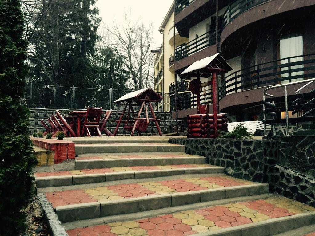 Royal Boutique Hotel Poiana Brasov Esterno foto