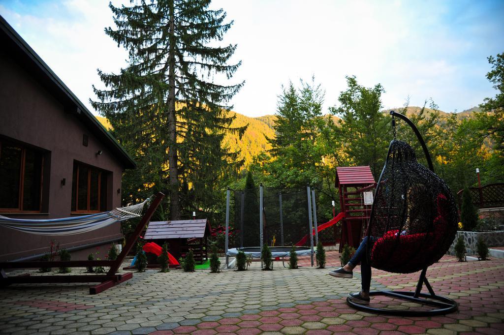Royal Boutique Hotel Poiana Brasov Esterno foto