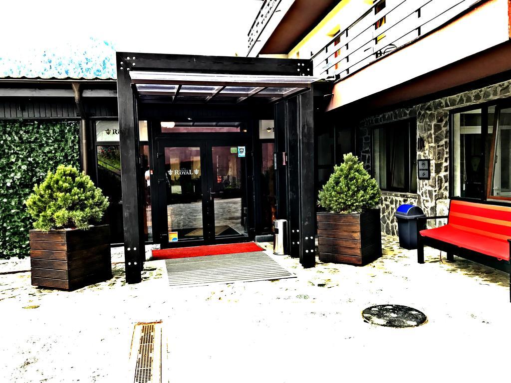 Royal Boutique Hotel Poiana Brasov Esterno foto