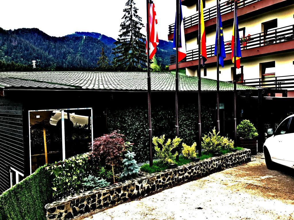 Royal Boutique Hotel Poiana Brasov Esterno foto